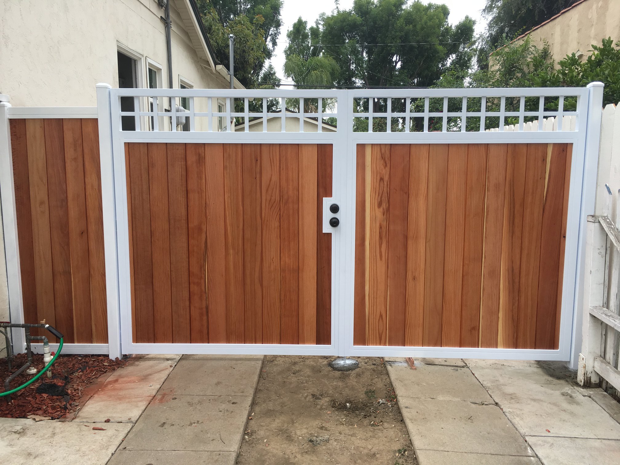 Landa Fence Family Business